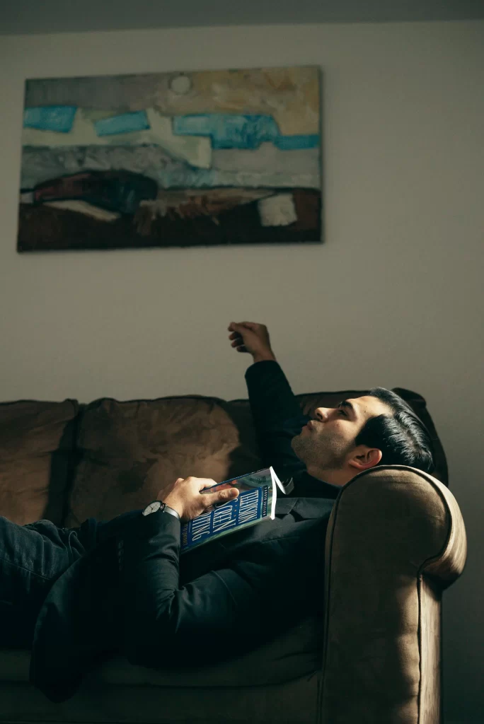 mamas-boy-relationships