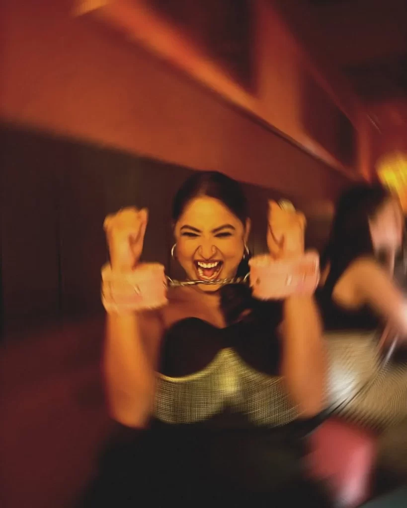 nightlife-handcuffs-playful